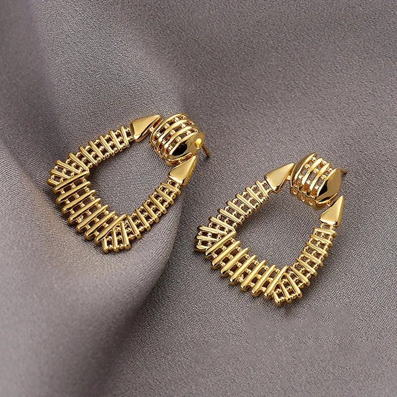 Geometric Fence Pendant Earrings