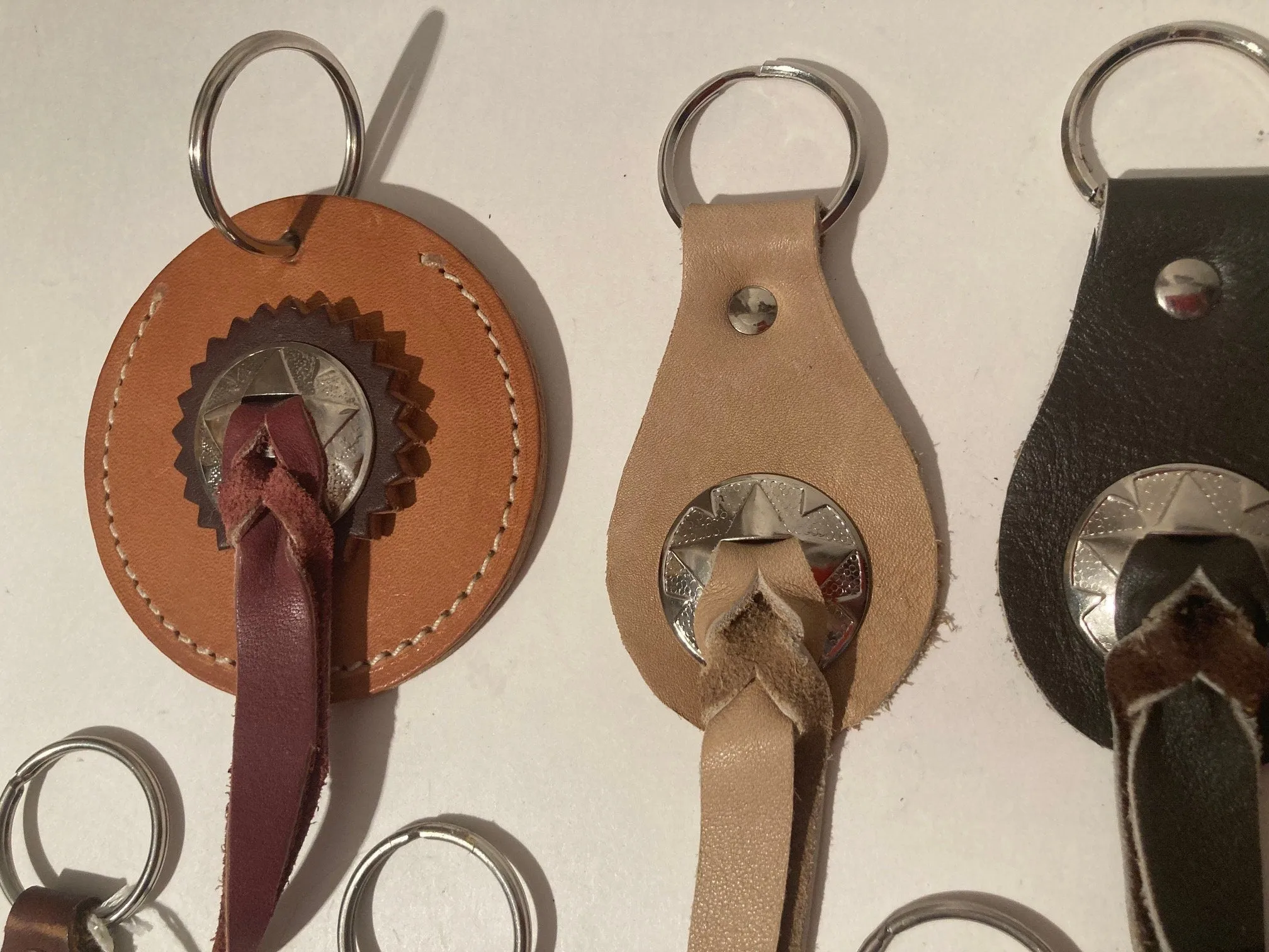 Lot of 17 Vintage Nice Leather Western Style Keychains, Conchos, Keys, Nice Leather, Fun, Cowboy, Cowgirl, Free Shipping in the U.S.