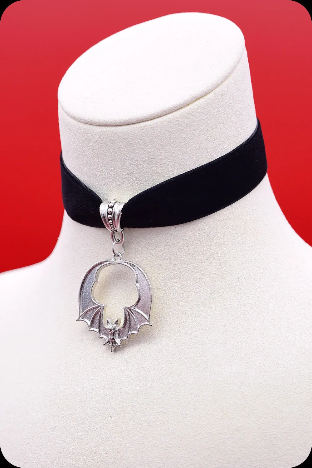 The BAT Silver Black Choker