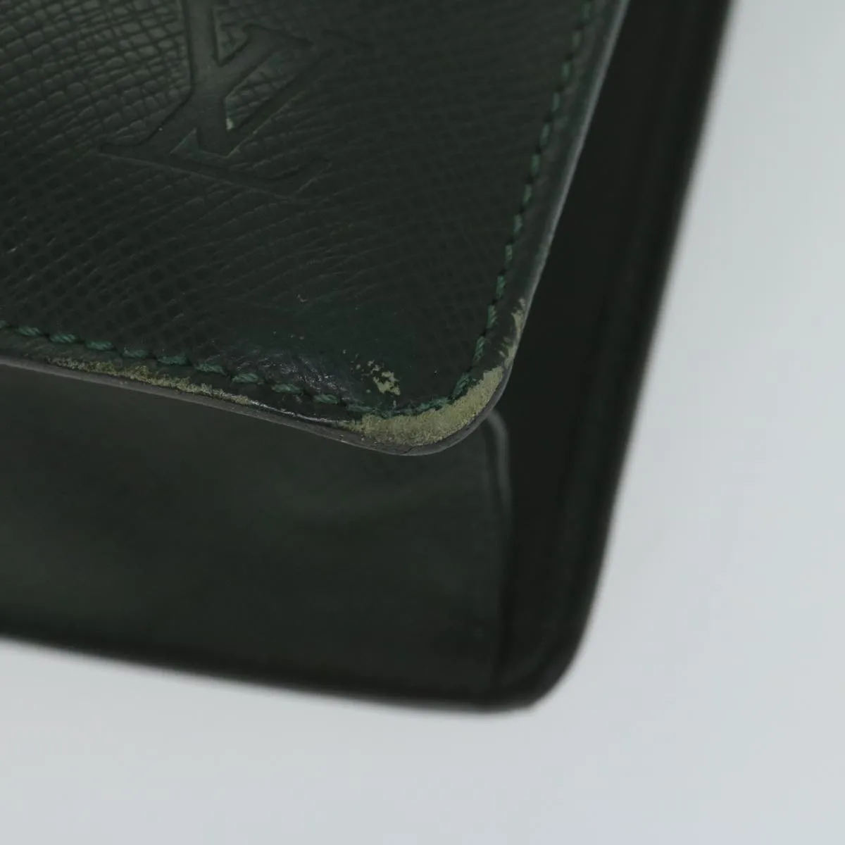 Trendy Inspired Louis Vuitton Taiga Porte Documents Angara Bag Epicea M30774 Lv Auth Bs11046